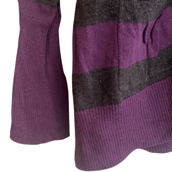 NOLLIE || Purple Gray Stripe Boyfriend Cardigan || size Large - Picture 6 of 6
